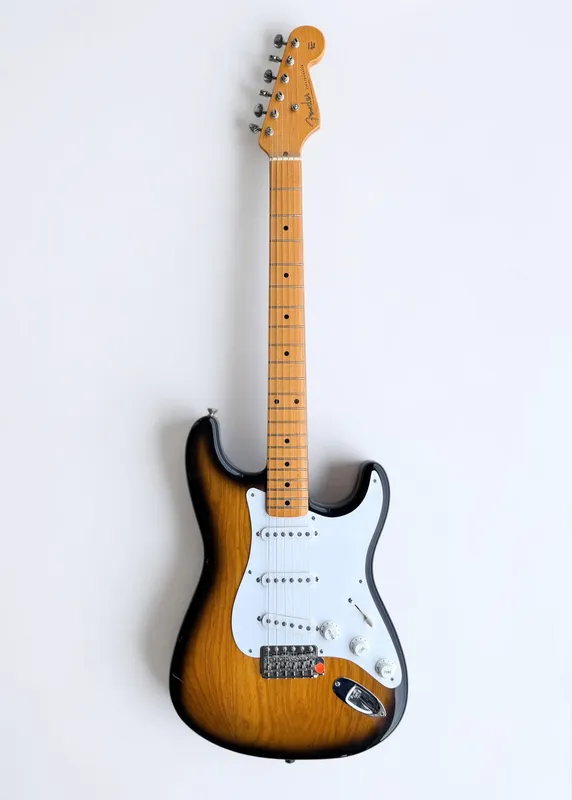 1994 Fender 40th Anniversary Stratocaster Electric Guitar from auction in Saint Paul, Minnesota — image 23