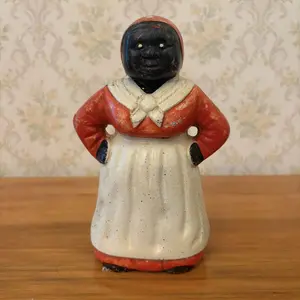 Cast Iron Mammy Standing Still Bank
