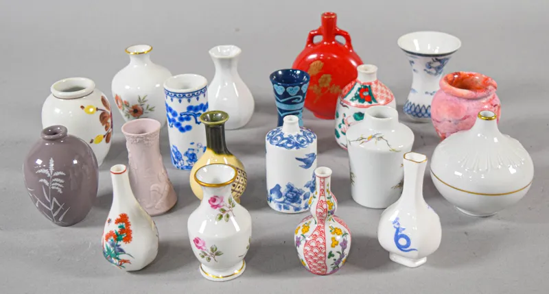 19 Miniature Vases in Porcelain and Carved Stone from auction in Lincoln Park, New Jersey — image 38