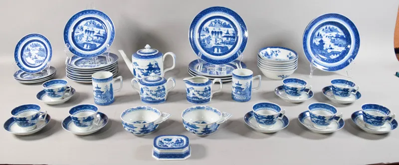 40+ Piece Mottahedeh Blue Canton Partial Dinner and Tea Service from auction in Lincoln Park, New Jersey — image 42