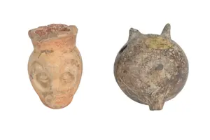 2 Pre-Columbian Ceramic Miniature Vessels