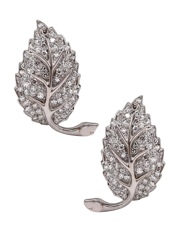 Pederzani 1940 Milano Rare Deco Leaf Earrings In Platinum With 4.14 Cts In VS Diamonds from auction in Aventura, Florida — image 33