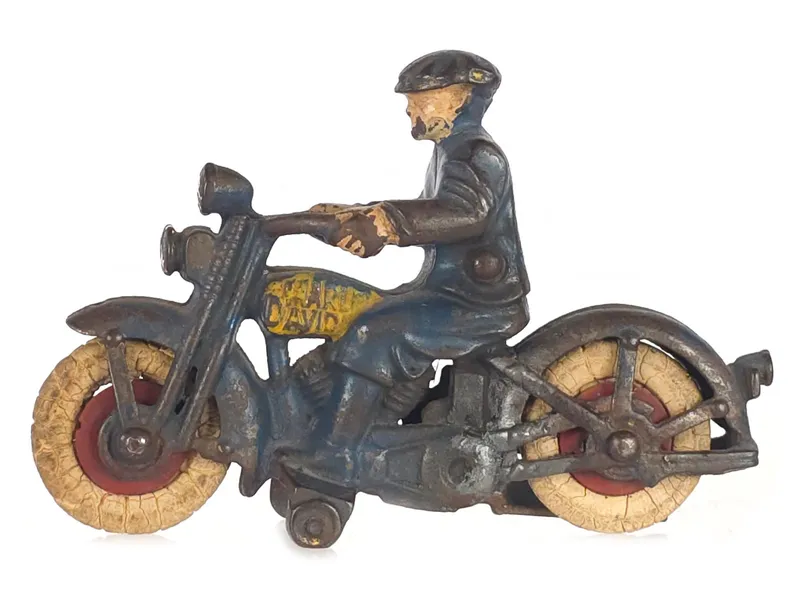 Hubley Cast Iron Blue Motorcycle Rider 6" from auction in Myakka City, Florida — image 3