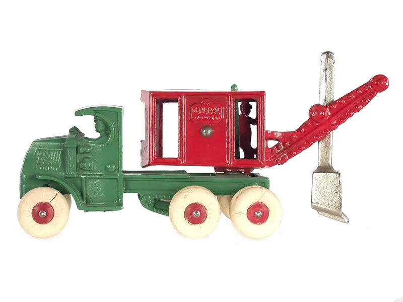 Hubley Cast Iron Mack General Steam Shovel 10" MINT from auction in Myakka City, Florida — image 2