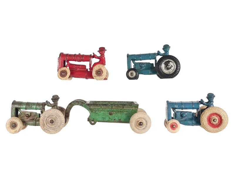 (4) Cast Iron Hubley & Arcade Tractors Assorted from auction in Myakka City, Florida — image 7