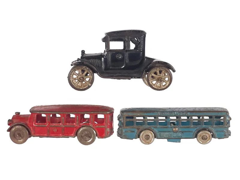(3) Arcade & A.C. Williams Cast Iron Vehicles Assorted from auction in Myakka City, Florida — image 10