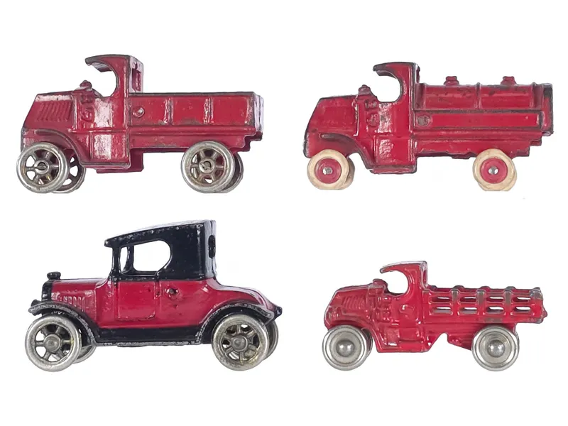 (4) Assorted Hubley Cast Iron Vehicles from auction in Myakka City, Florida — image 25