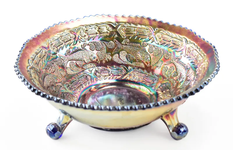 FENTON ART GLASS "LITTLE FISHES" CARNIVAL GLASS BOWL from auction in Aurora, Oregon — image 33