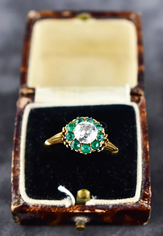 14KT GOLD DIAMOND & EMERALD HALO CLUSTER RING from auction in Aurora, Oregon — image 23