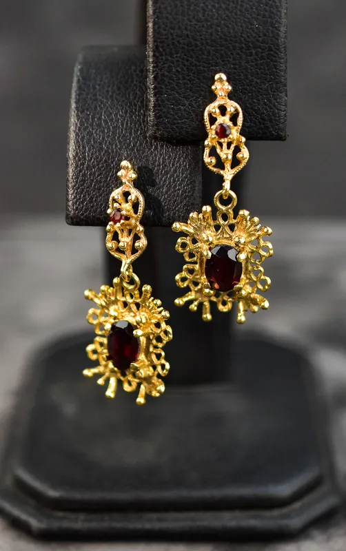 14KT GOLD FILIGREE DROP EARRINGS from auction in Aurora, Oregon — image 25