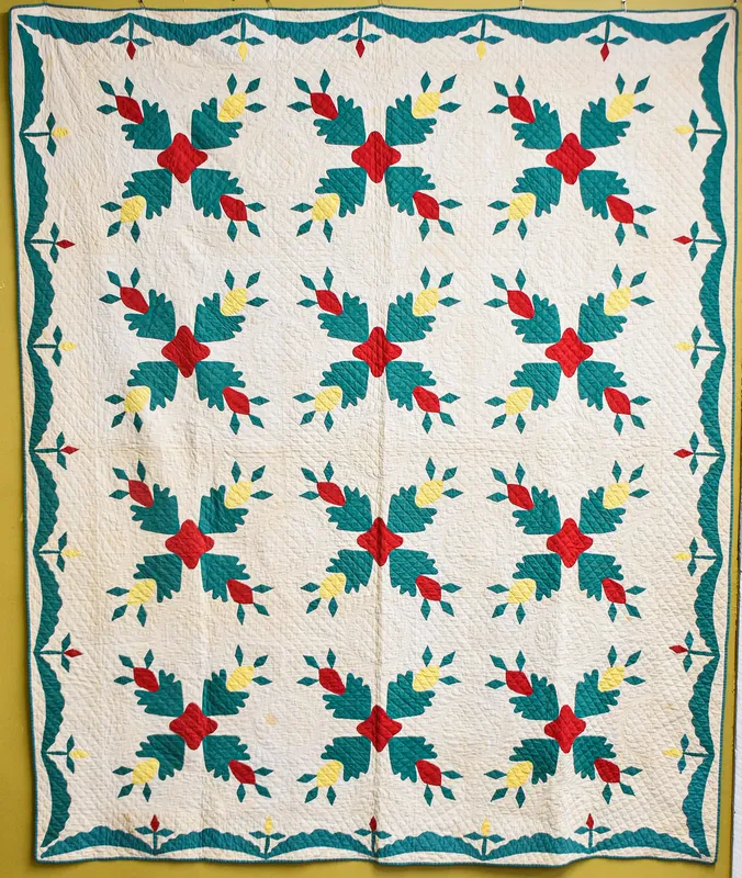 "FLOWERING ALMOND" TWELVE BLOCK APPLIQUE QUILT from auction in Aurora, Oregon — image 14