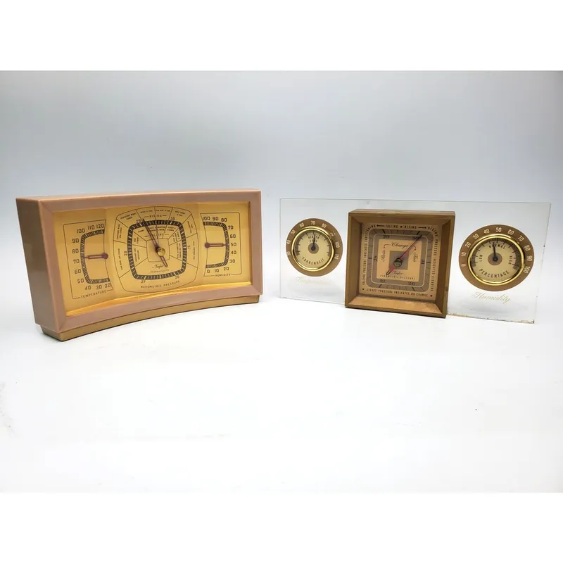 Lot of 2 Vintage Taylor Desktop Weather Stations from auction in East Meadow, New York — image 29
