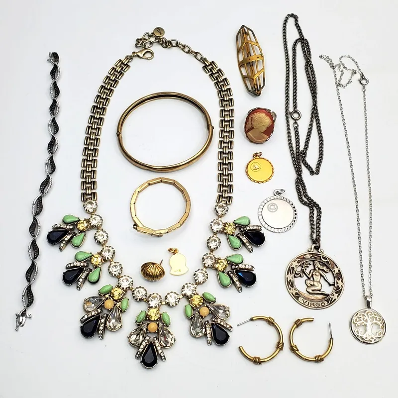 Nice Group Lot of Costume Jewelry from auction in East Meadow, New York — image 46