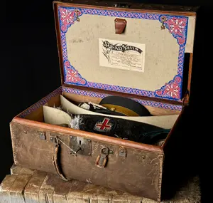 Knights Templar Masonic Regalia Set by Henderson-Ames Company in Original Trunk