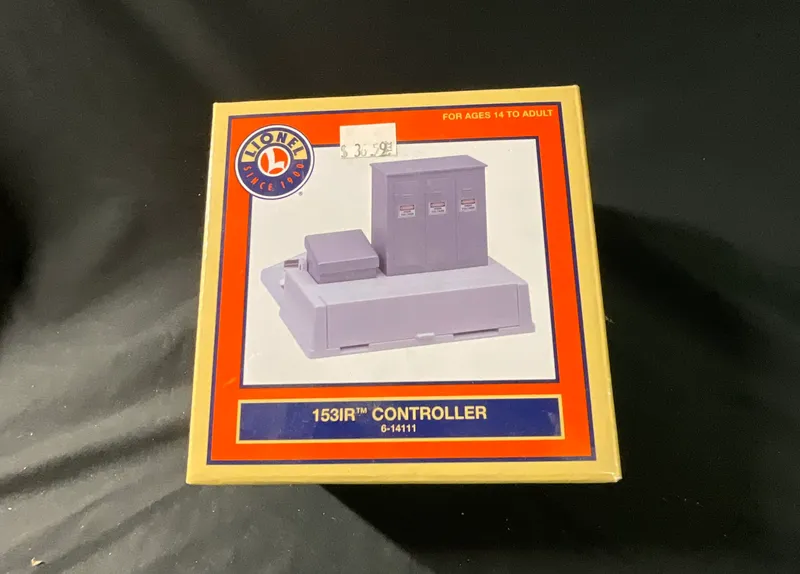 Lionel 153IR Controller Infrared Trackside Accessory 6-14111 from auction in Campbell, New York — image 41