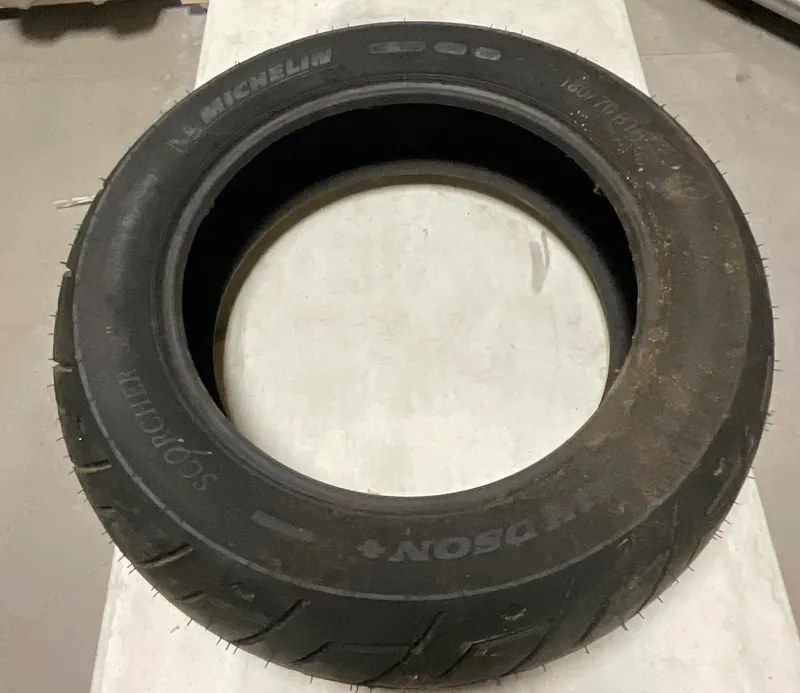 Michelin Harley-Davidson Scorcher 31 Rear Motorcycle Tire 180/70 B 16 from auction in Campbell, New York — image 40