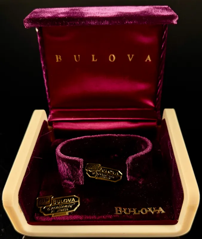 Vintage Bulova Fifth Avenue Excellency Watch Presentation Box and Display Accessories from auction in Campbell, New York — image 3