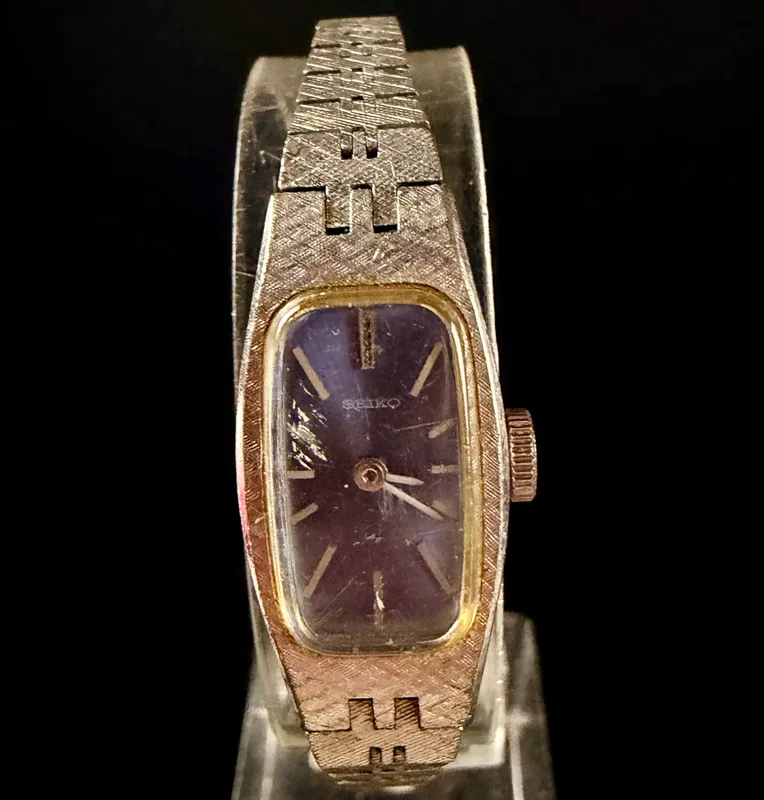 Vintage Seiko 1520-3629 Ladies Manual Wind Wristwatch, 1974 from auction in Campbell, New York — image 20