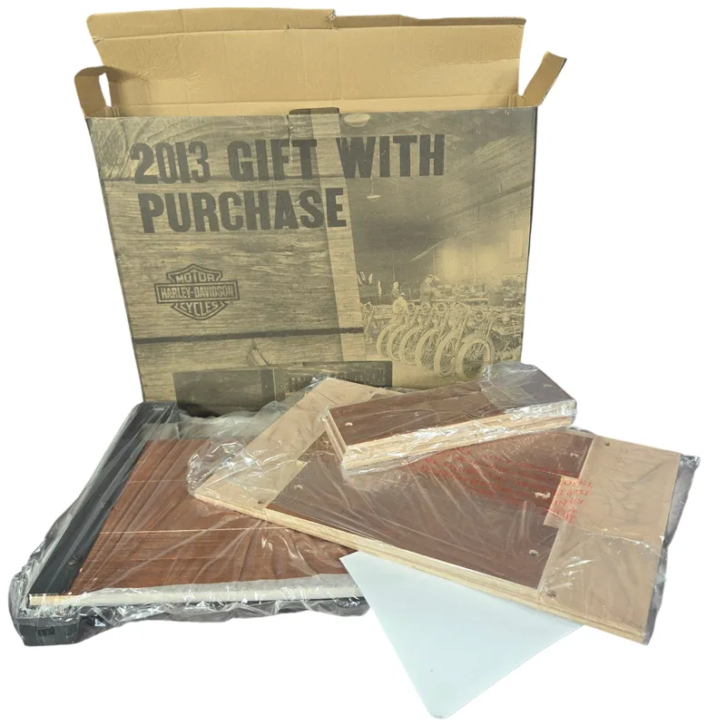 Harley-Davidson 2013 Gift with Purchase Magazine Storage Crate from auction in Lancaster, Ohio — image 10