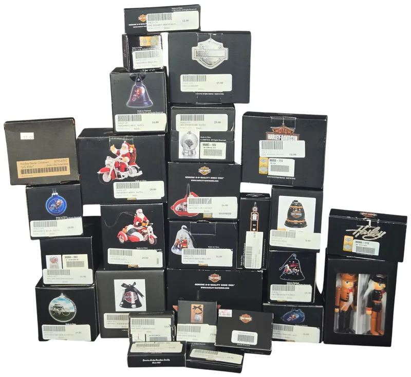 Harley-Davidson Holiday Ornaments and Decorative Collectibles from auction in Lancaster, Ohio — image 35