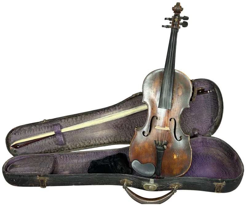 A. L. Jones Full-Size Violin, No. 23, Warren, Ohio, dated 1905 from auction in Lancaster, Ohio — image 2