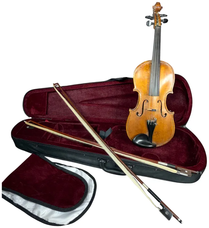Bill Cunningham Full-Size Violin No. 33 West Lafayette Ohio with Two Bows and Case from auction in Lancaster, Ohio — image 3