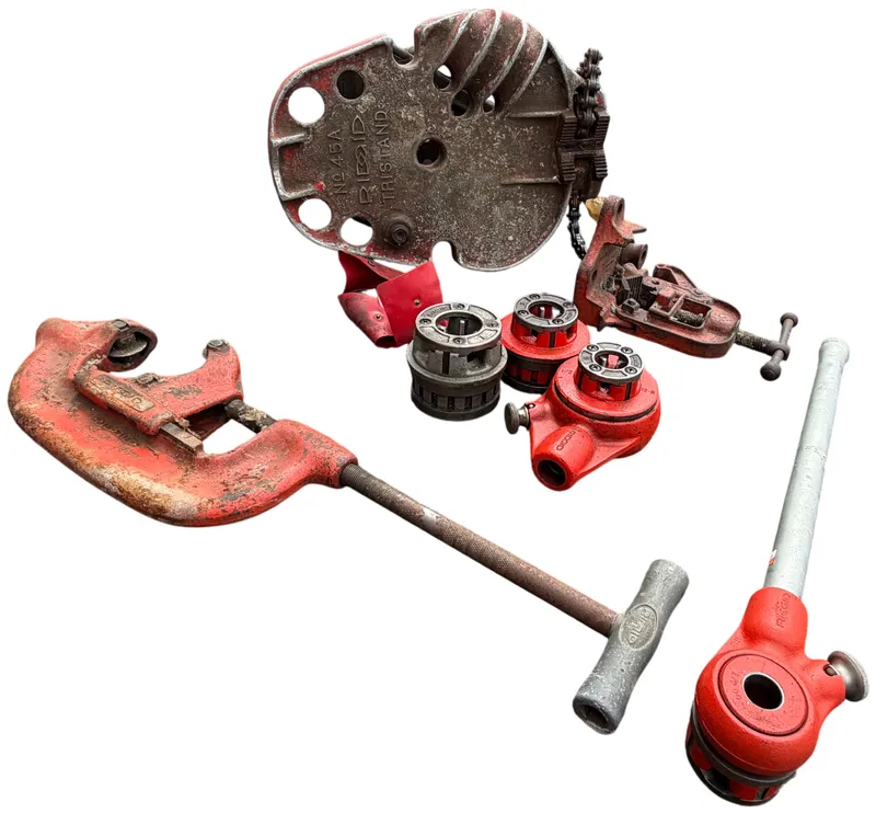 A Collection of Ridgid Heavy-Duty Pipe Fitting and Threading Tools from auction in Lancaster, Ohio — image 41