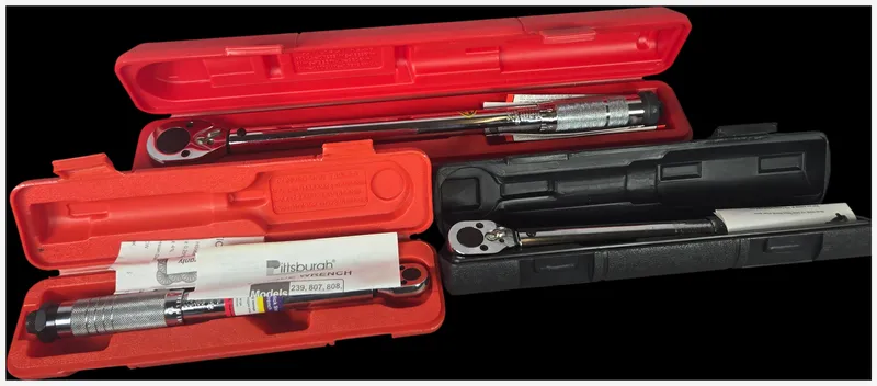 A Trio of Pittsburgh and Pittsburgh Pro Click-Style Torque Wrenches with Cases from auction in Lancaster, Ohio — image 15