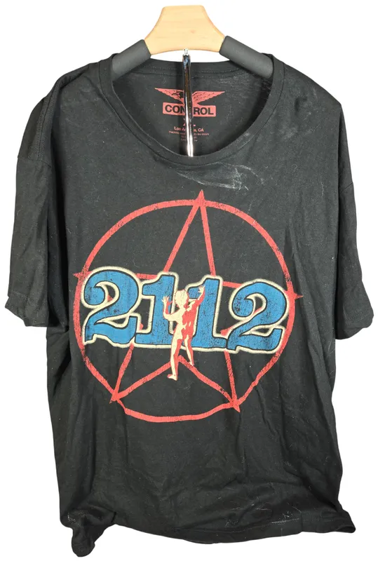 Control Rush 2112 North American Tour 1976 Graphic T-Shirt from auction in Lancaster, Ohio — image 15