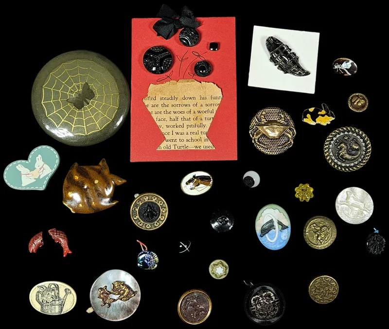 A Collection of Assorted Vintage and Antique Buttons and Garment Embellishments from auction in Lancaster, Ohio — image 43
