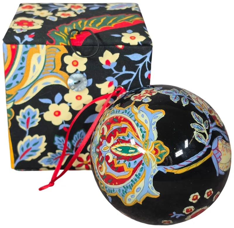 Vera Bradley Versailles 2010 Christmas Glass Ball Ornament and Fabric Storage Box from auction in Lancaster, Ohio — image 5