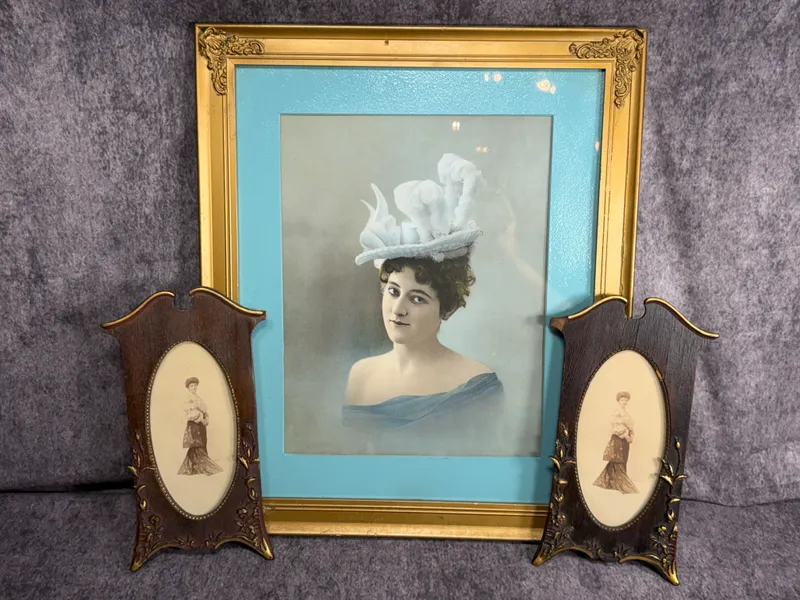 A Trio of Antique Portraits Including a Pair of Barton Cincinnati Carved Oak Frames from auction in Lancaster, Ohio — image 9