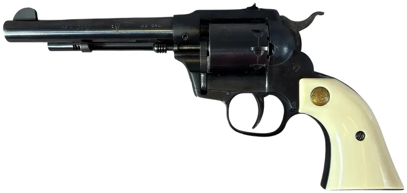 * High Standard Double-Nine Double Action/Single Action Revolver .22 with 5.5 Inch Barrel from auction in Lancaster, Ohio — image 38