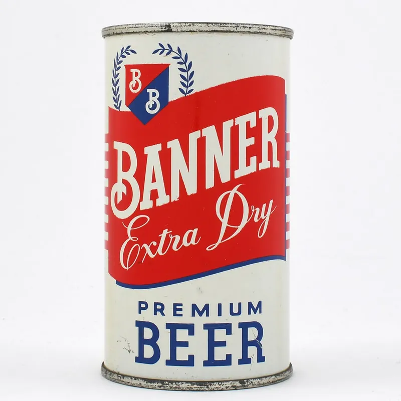 Banner Extra Dry Premium Beer CENTURY 34-32 NORFOLK VA from auction in Brimfield, Massachusetts — image 30