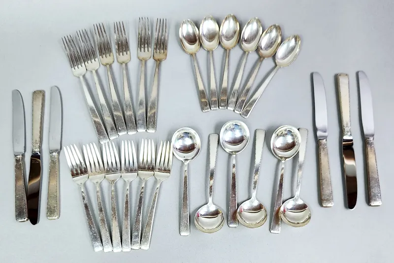 Towle Old Lace Sterling Flatware 1359.99 Grams from auction in Okemos, Michigan — image 2