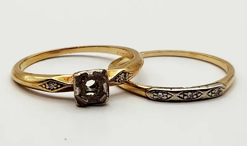14K Orange Blossom Set 2.8 Grams from auction in Okemos, Michigan — image 44