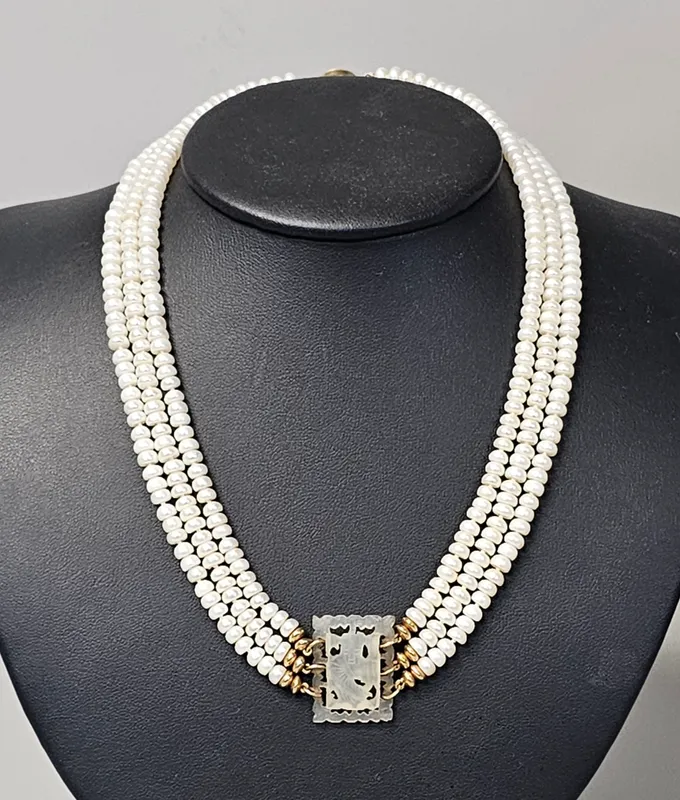14K Triple-Strand Pearl and Carved Jade Necklace from auction in Okemos, Michigan — image 13