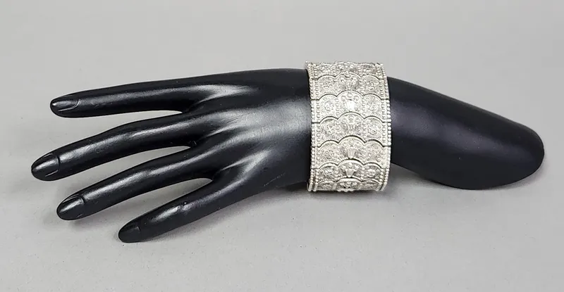 Persian Articulated Bracelet 150.47 Grams from auction in Okemos, Michigan — image 21