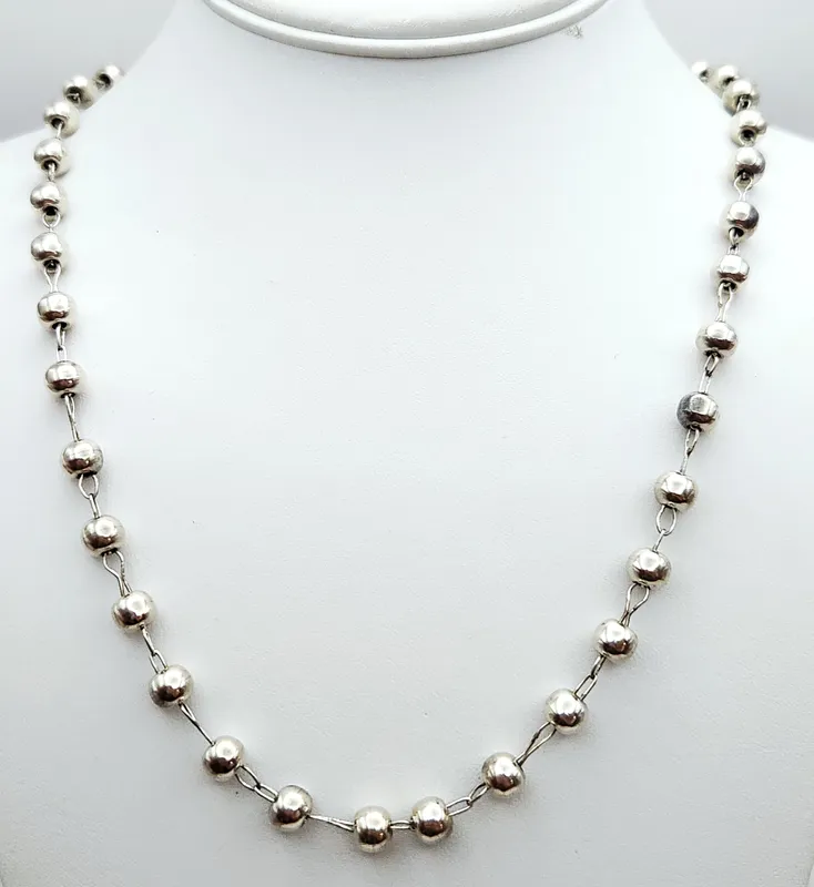 Sterling Beaded Necklace 35.3 Grams from auction in Okemos, Michigan — image 37
